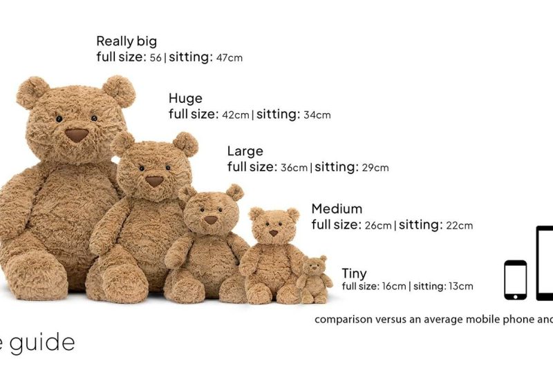 Plush toys of different sizes